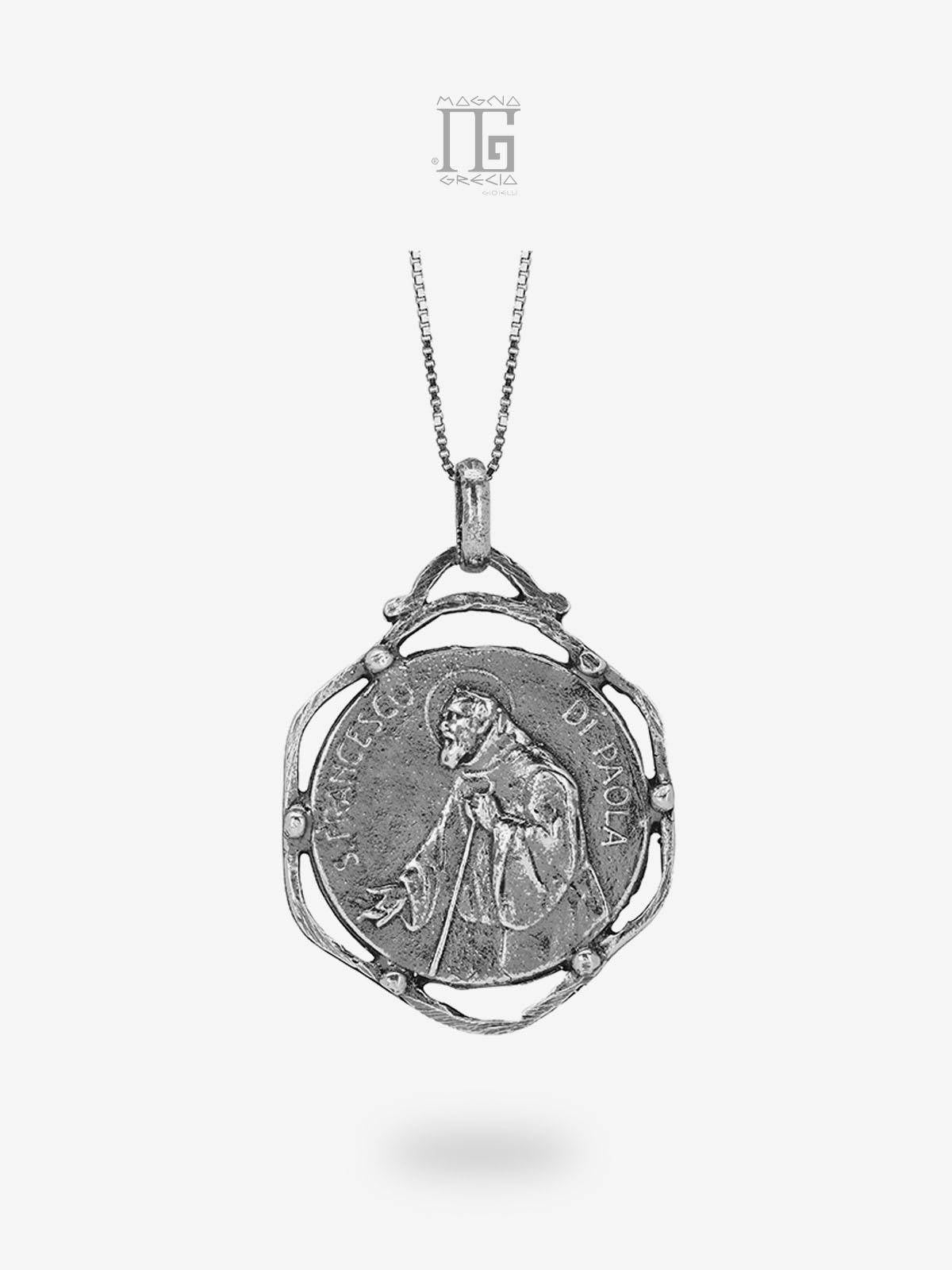 Pendente in argento 925 con effigie di San Francesco di Paola e catenina – artigianato calabrese