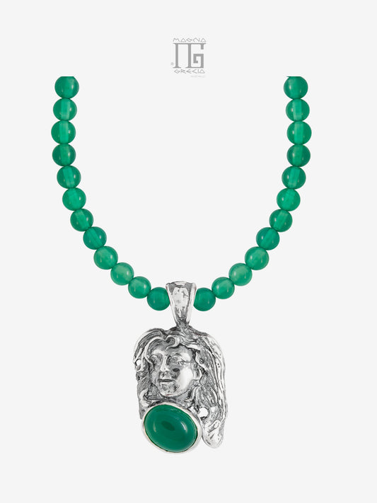 Pendente “Fortuna” in Argento con Volto Dea Venere e Pietra Agata Verde Cod. MGK 3857 V-2