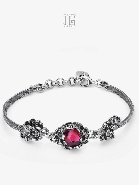 Bracciale in Argento con Maschere Apotropaiche e Pietra Idrotermale Colore Rosso Cod. MGK 4281 V