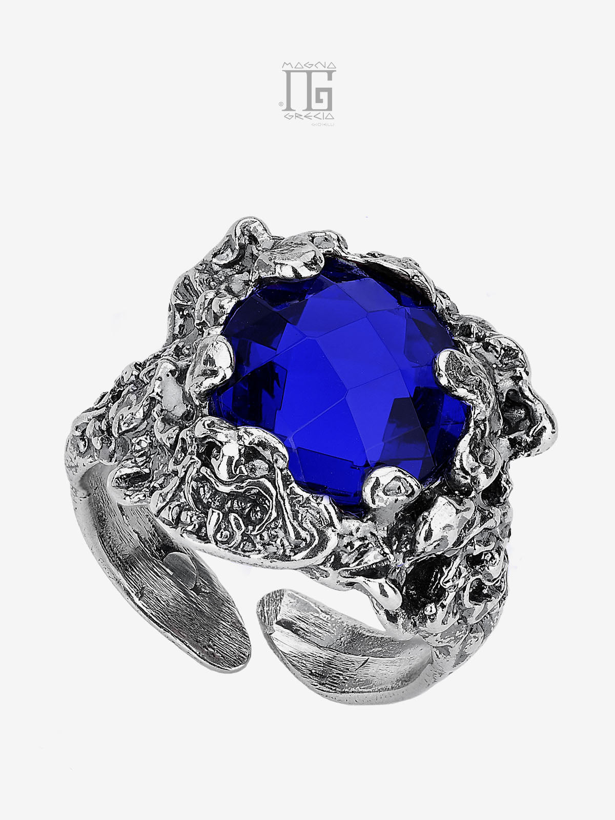 Anello Magna Grecia® Artemis in argento 925 con maschera apotropaica e cristallo blu sfaccettato regolabile