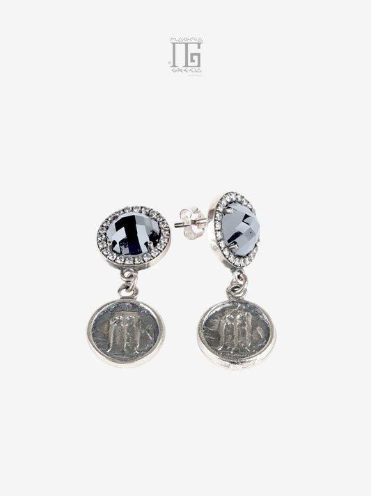 Orecchini Antica Grecia in argento 925 con cristallo azzurro ultra trasparente e zirconi
